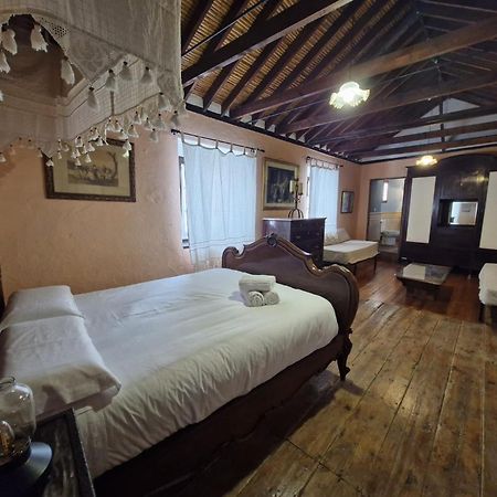 Hotel Rural Verde Oliva Comares Екстер'єр фото