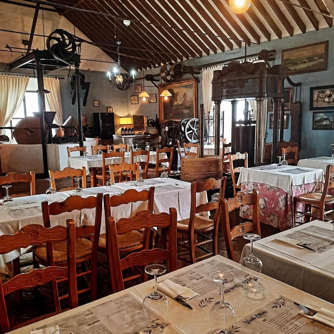 Hotel Rural Verde Oliva Comares Екстер'єр фото